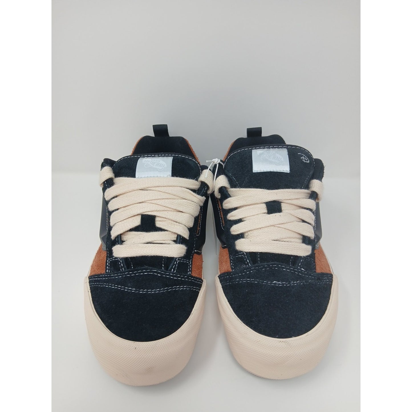 Vans x Disney 100th Scar Knu Skool Skate Shoe Men 11 Women 12.5 Sneakers 721356