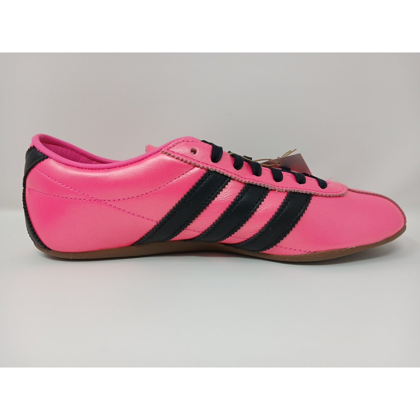 Adidas Tokyo Decon W  Women's Size US 8.5 Shoes  Pink New With In Box  JQ3025