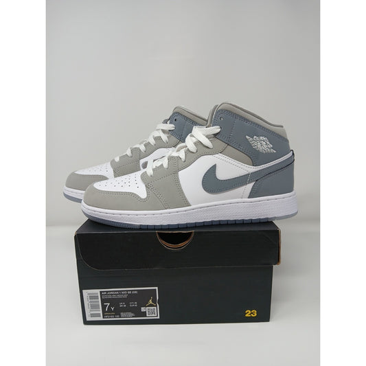 Nike Air Jordan 1 Mid SE GS AJ1 Patent Grey Shoes Sz 7Y /Women’s 8.5 HF3193-100