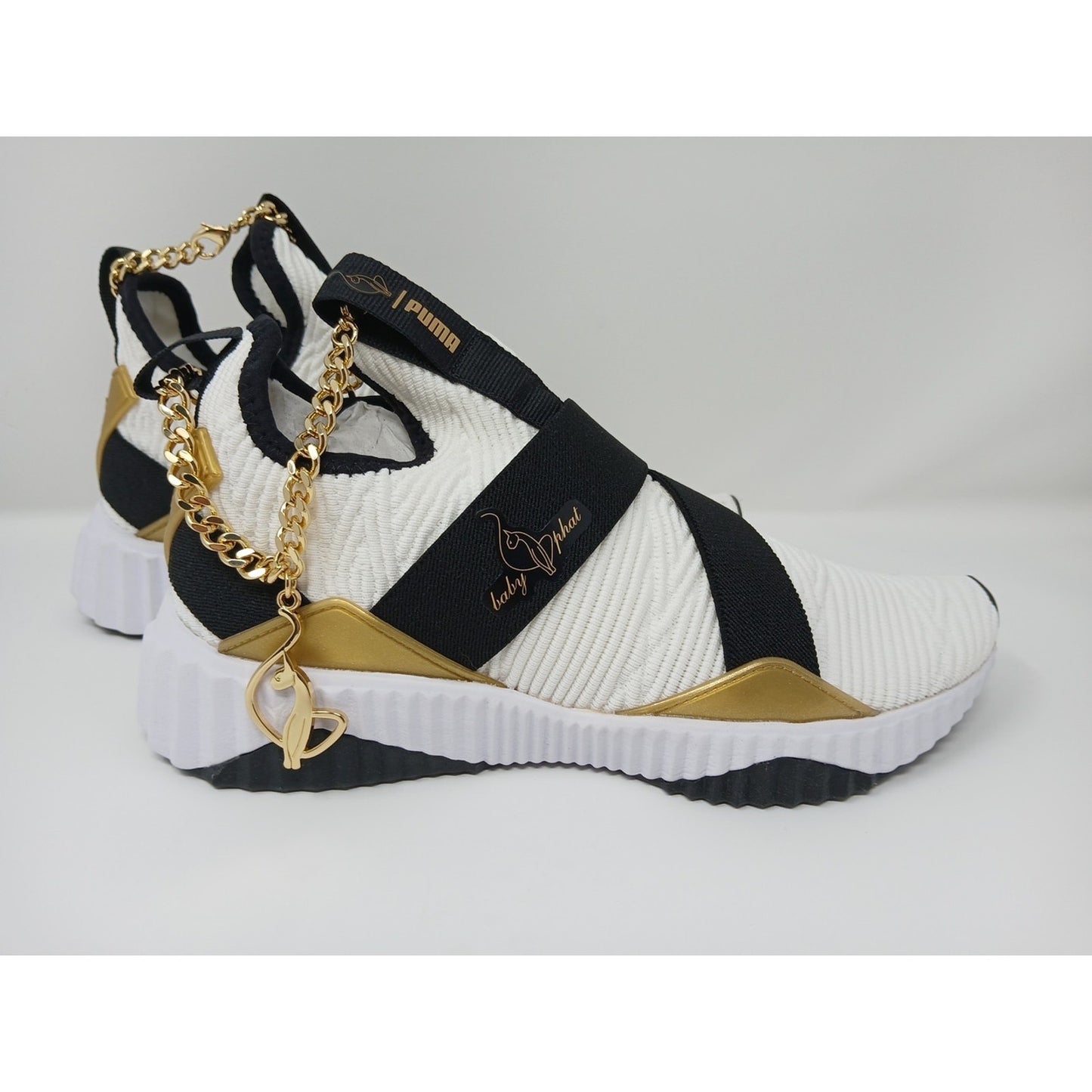 Puma Baby Phat X Defy Mid Women Sz 7 White/Blk Shoes Athletic Sneakers 387663