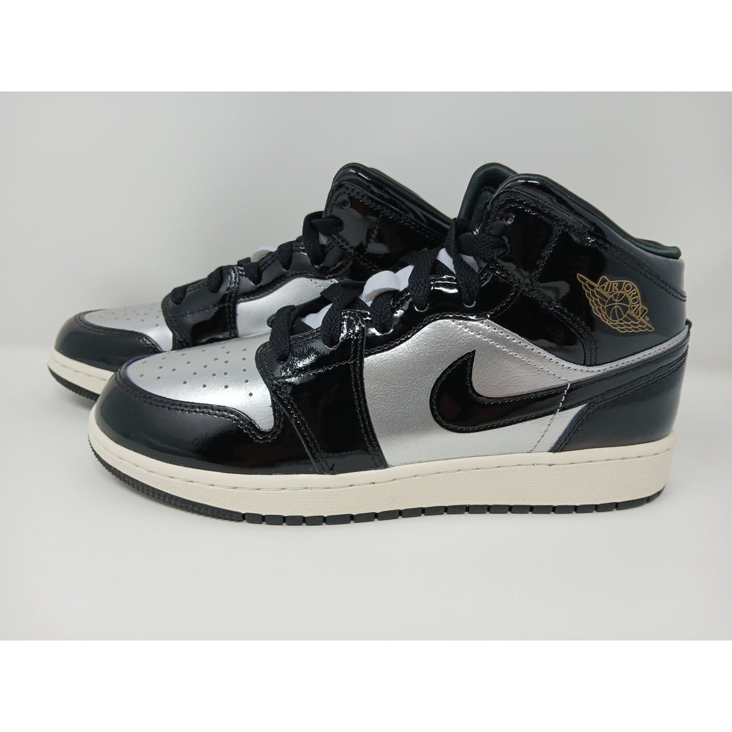 Nike Air Jordan 1 Mid SE GS AJ1 Black Metallic Silver Shoes Sz 6.5Y FZ3938-001