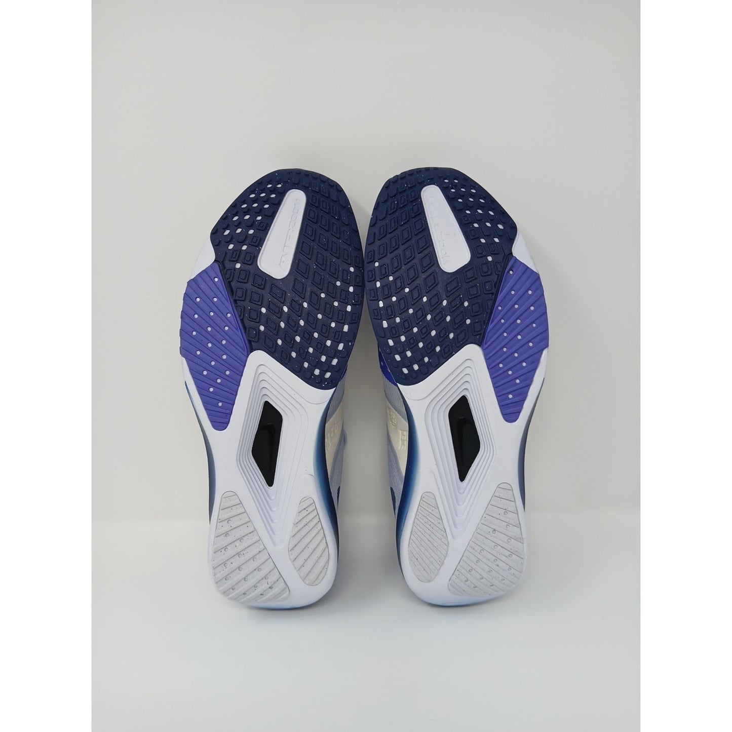 Nike Air Zoom Rival Fly 4 Men Sz US 10 Running Shoes FV6040 002 Violent/ Blue