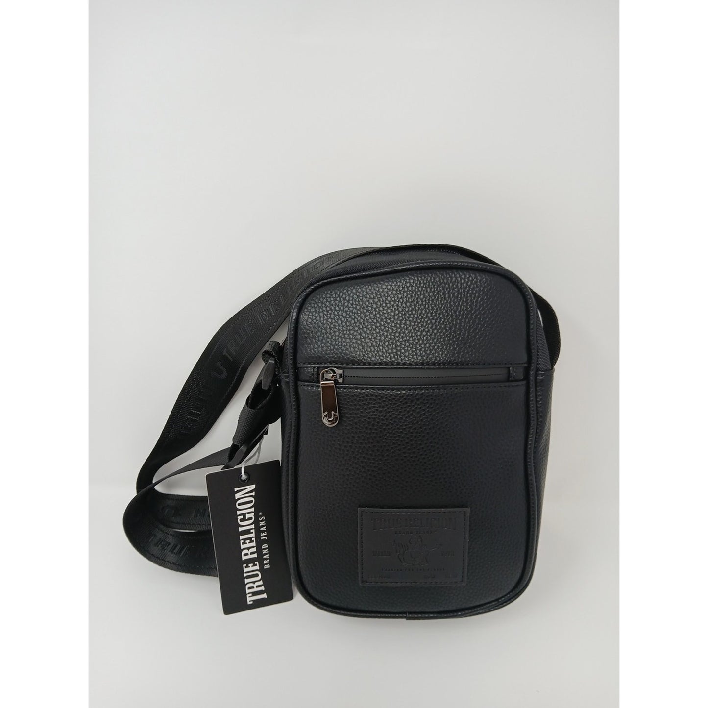 True Religion NEWAL Max Crossbody Purse Black Bag Pack Retro TR103990 New Tags