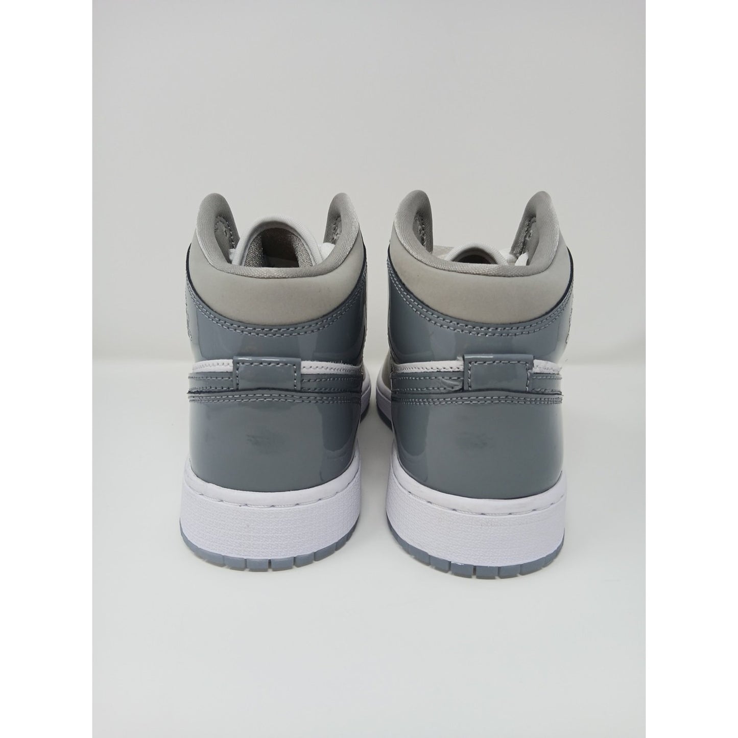 Nike Air Jordan 1 Mid SE GS AJ1 Patent Grey Shoes Sz 7Y /Women’s 8.5 HF3193-100